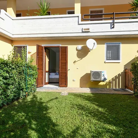 Mgh - & Pool Apartment Brescia