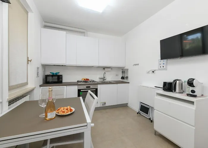 Mgh - & Pool Apartment